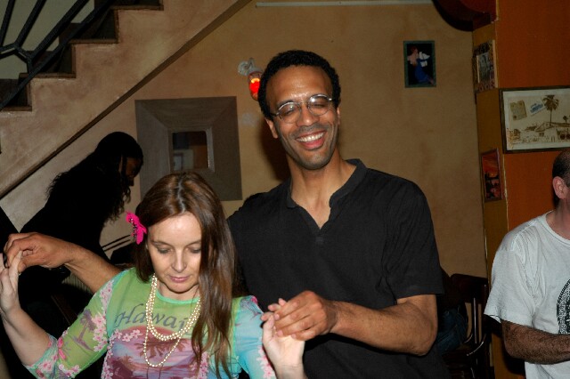 min 2006 05 02 latino 122